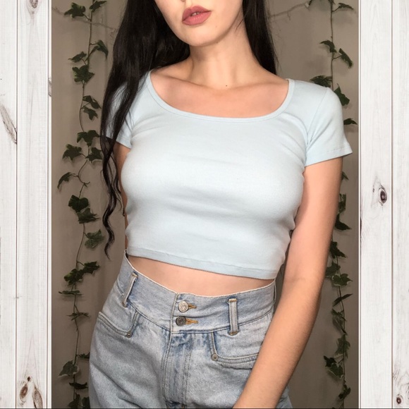 Forever 21 Tops - 💧Forever 21 Blue Crop Top!💧